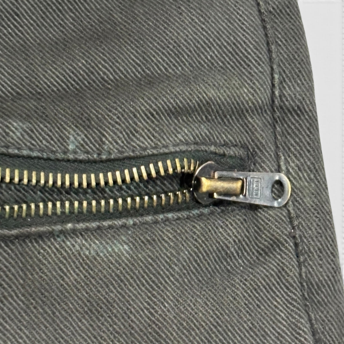 Number (N)ine Zipper Pain Denim
